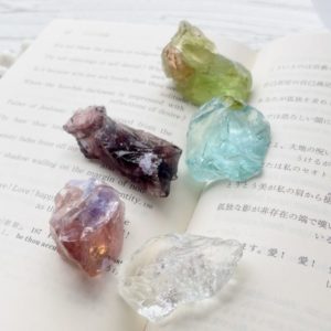 アンダラクリスタル