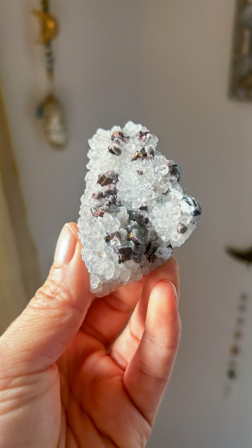 チャルコパイライト 共生 水晶