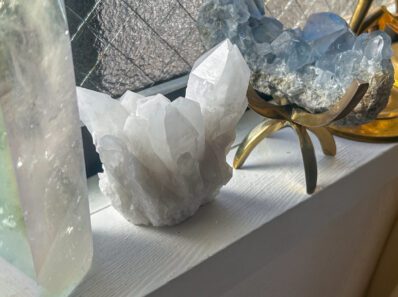 ミルキークォーツ　水晶　ホワイト水晶　クラスター　