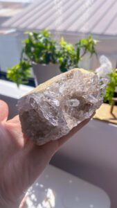ヒマラヤ水晶　マニカラン水晶　天然石　パワーストーン　ヒーリングストーン