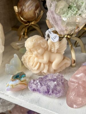 香るキャンドル🕯️ハンドメイドのおおきな天使のキャンドル（サンダルウッド芳香あり）※おまとめ買い対象商品