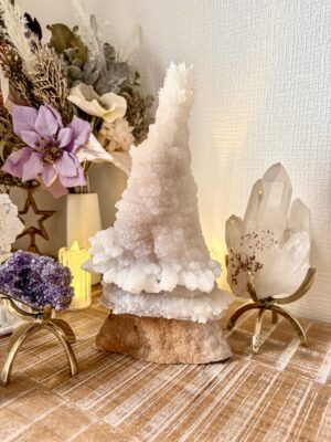 素晴らしい特大標本２５cm 超希少＆コレクターズアイテム超希少・美しい クリスマスツリー型 雲南カルサイト クォーツ フラワータワー Sacred Tree